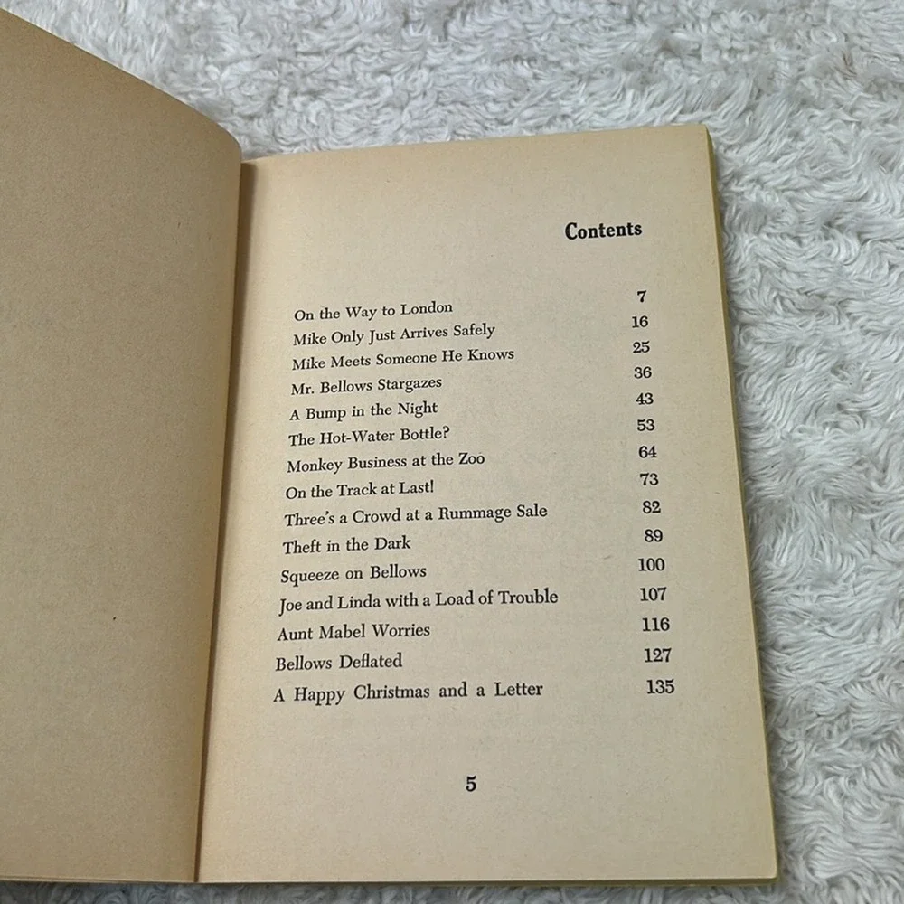 Vintage 60s 70s Softcover Chapter Book lot - bundle of 6